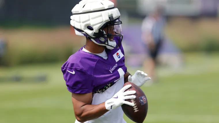 Vikings WR Rondale Moore Carted Off With Left Leg Injury